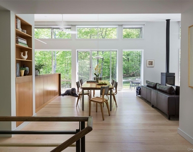 425 Lake Drive - Photo Thumbnail 3