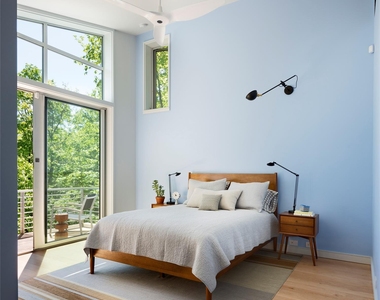 425 Lake Drive - Photo Thumbnail 8