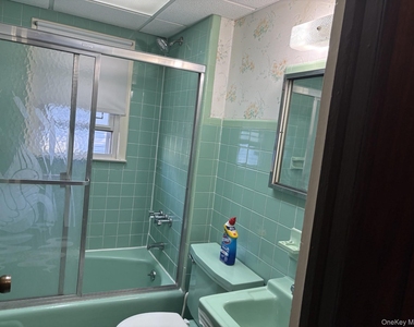 8111 261st Street - Photo Thumbnail 11
