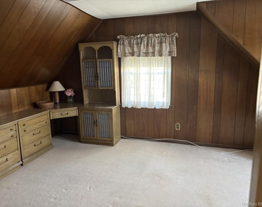 8111 261st Street - Photo Thumbnail 9