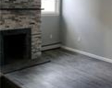 450 E Broadway - Photo Thumbnail 7