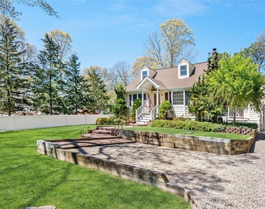 27 Summit Boulevard - Photo Thumbnail 2
