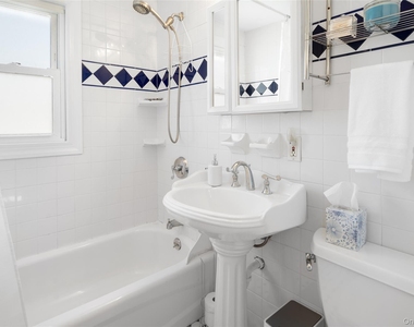 27 Summit Boulevard - Photo Thumbnail 15