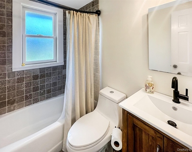 57 Nash Avenue - Photo Thumbnail 16