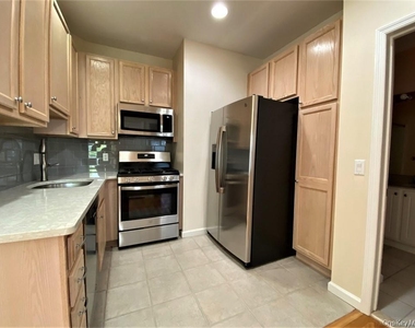 1309 Half Moon Bay Drive - Photo Thumbnail 4