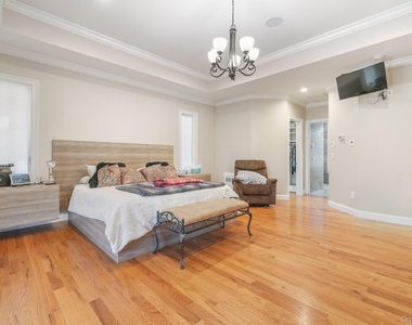 13 White Birch Drive - Photo Thumbnail 4