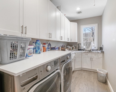 13 White Birch Drive - Photo Thumbnail 18