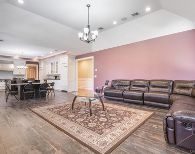 13 White Birch Drive - Photo Thumbnail 16
