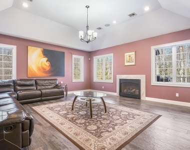 13 White Birch Drive - Photo Thumbnail 14