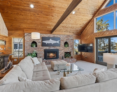 171 Harbor Beach Road - Photo Thumbnail 9