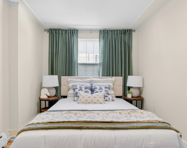 5 Van Dorn Street - Photo Thumbnail 12