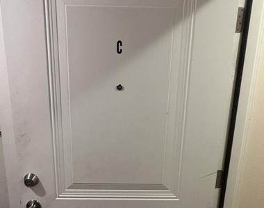 1848 N 19th Street - Photo Thumbnail 4