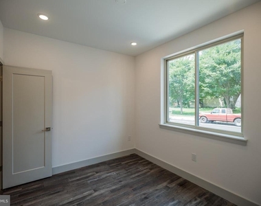 3716 Haverford Ave - Photo Thumbnail 3