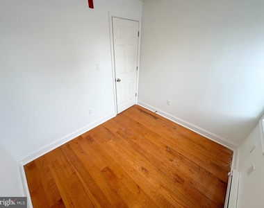 2025 N 4th Street - Photo Thumbnail 4