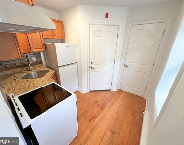 2025 N 4th Street - Photo Thumbnail 1