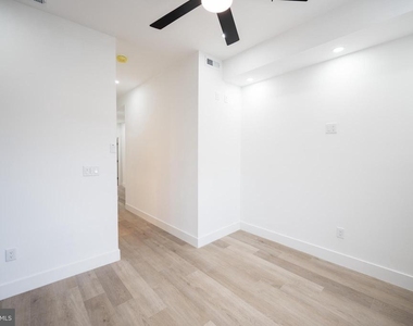 1838 S 23rd Street - Photo Thumbnail 13