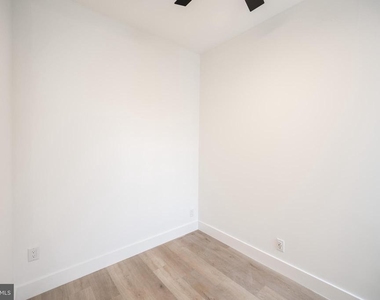 1838 S 23rd Street - Photo Thumbnail 8