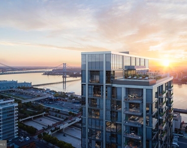 1-5 Dock Street - Photo Thumbnail 3