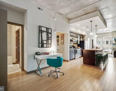 1901 Callowhill Street - Photo Thumbnail 15