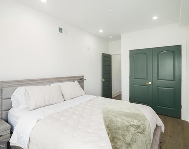 3127 Richmond Street - Photo Thumbnail 7