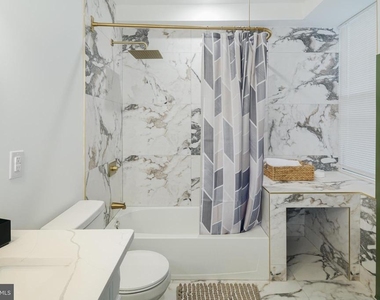 3127 Richmond Street - Photo Thumbnail 9