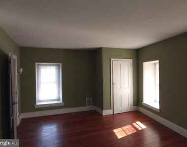 6845 Germantown Avenue - Photo Thumbnail 22