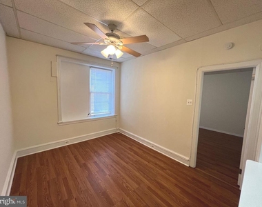7979 Oxford Avenue - Photo Thumbnail 4
