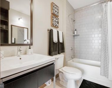 1901 Callowhill Street - Photo Thumbnail 13
