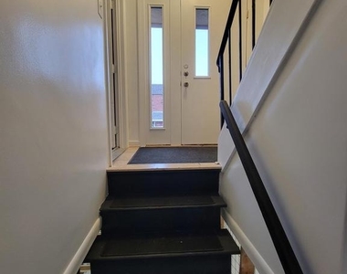 1331 Astor Street - Photo Thumbnail 32