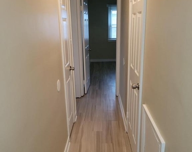 1331 Astor Street - Photo Thumbnail 19