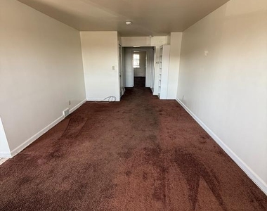637 Hamilton Street - Photo Thumbnail 2