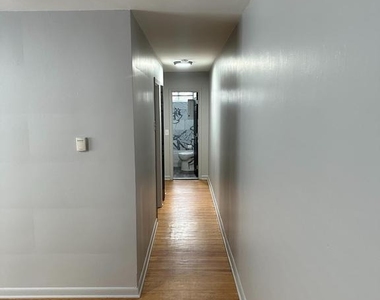 517 Morgan Avenue - Photo Thumbnail 7