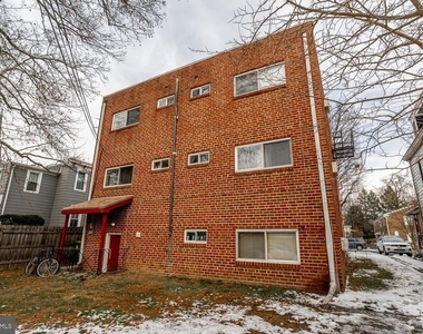 517 Morgan Avenue - Photo Thumbnail 16