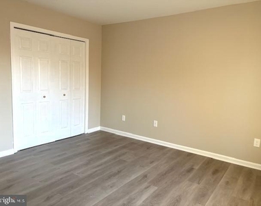 1018 Willowleaf Way - Photo Thumbnail 28