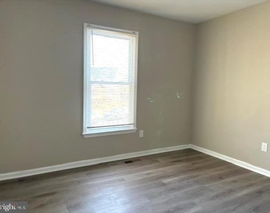 1018 Willowleaf Way - Photo Thumbnail 23