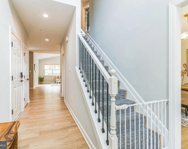 14720 Locust Court - Photo Thumbnail 5