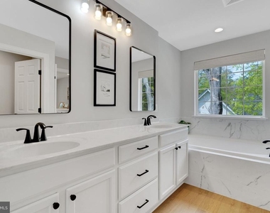 14720 Locust Court - Photo Thumbnail 26