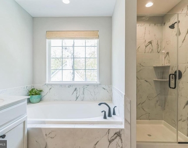 14720 Locust Court - Photo Thumbnail 27