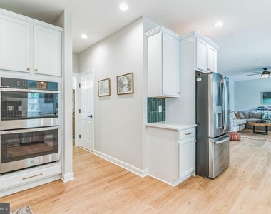 14720 Locust Court - Photo Thumbnail 10
