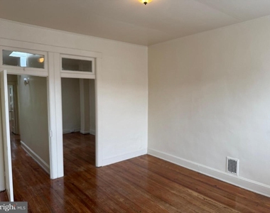 1638 Darley Avenue - Photo Thumbnail 9