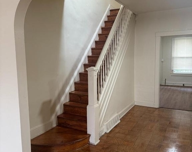1638 Darley Avenue - Photo Thumbnail 3