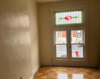 1638 Darley Avenue - Photo Thumbnail 5