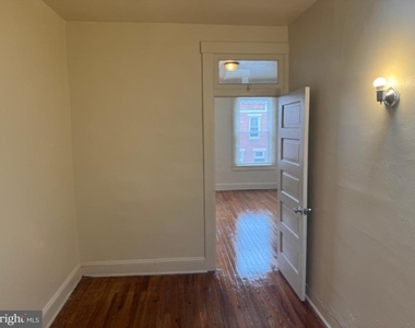 1638 Darley Avenue - Photo Thumbnail 11