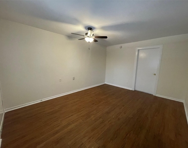 3106 Duval St - Photo Thumbnail 19