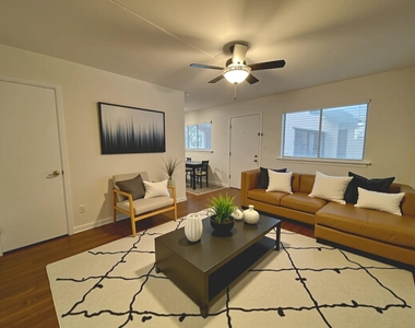 3106 Duval St - Photo Thumbnail 1