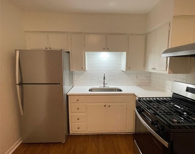 3106 Duval St - Photo Thumbnail 2