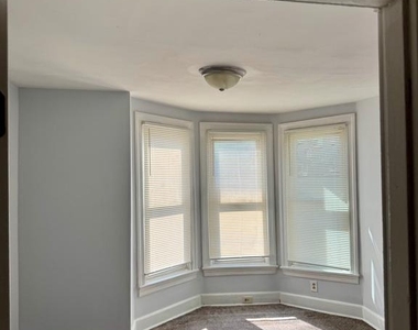 509 Vandever Avenue - Photo Thumbnail 10