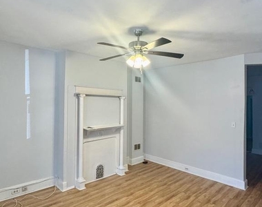 509 Vandever Avenue - Photo Thumbnail 1