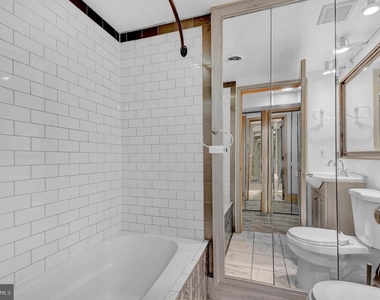 1118 Girard Street Nw - Photo Thumbnail 7