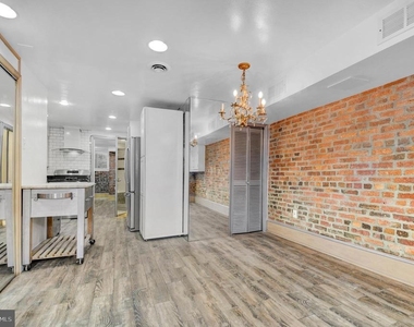 1118 Girard Street Nw - Photo Thumbnail 10